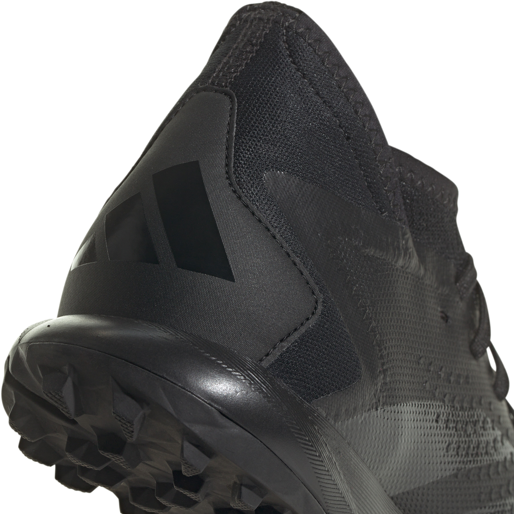 Predator Accuracy.3 TF Football Shoes core black